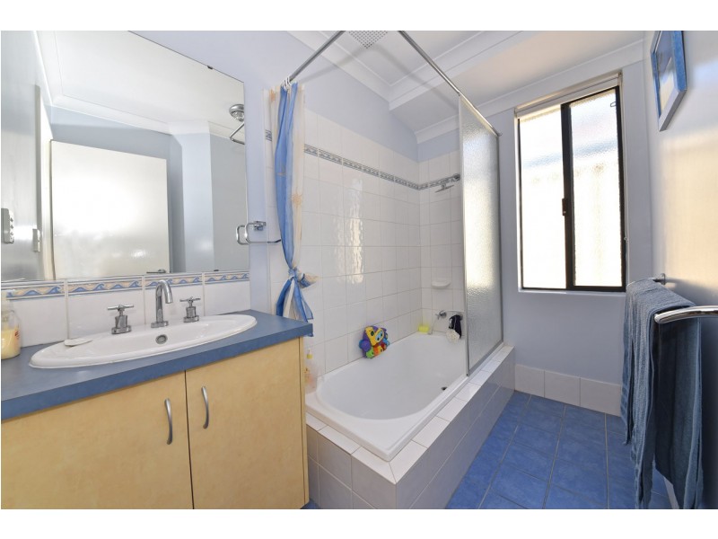 5 Tetbury Road, Butler WA 6036