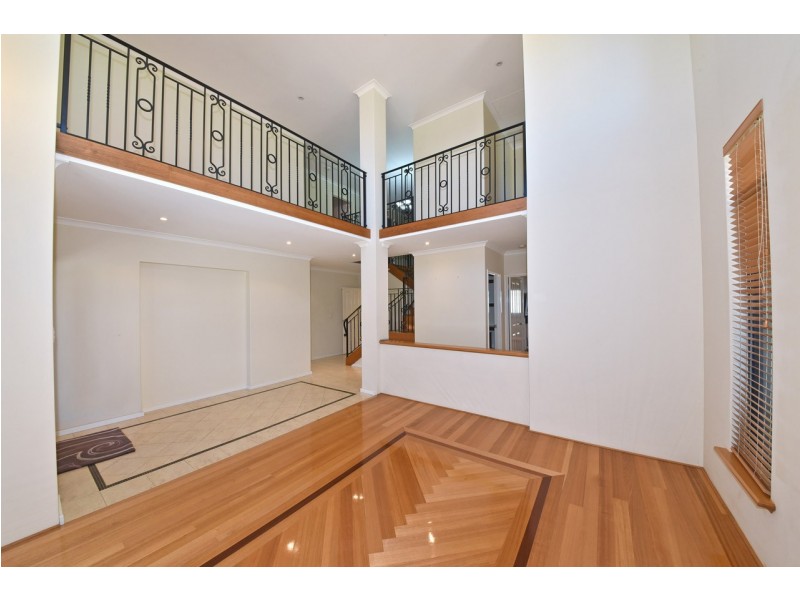 18 Bantry Bend, Mindarie WA 6030