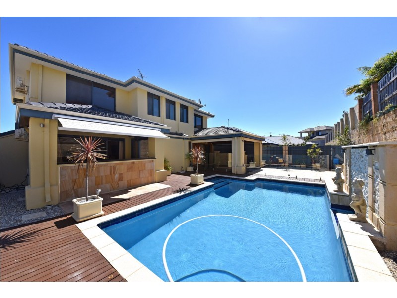 18 Bantry Bend, Mindarie WA 6030