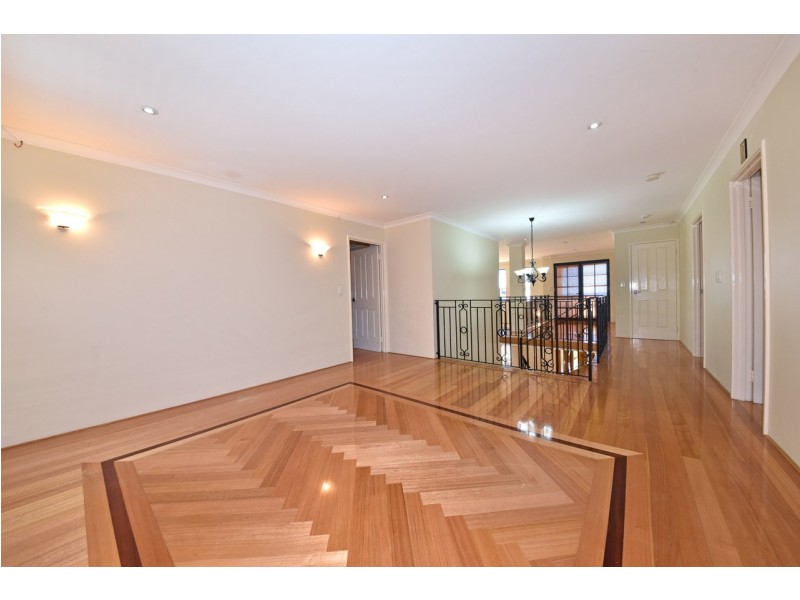 18 Bantry Bend, Mindarie WA 6030