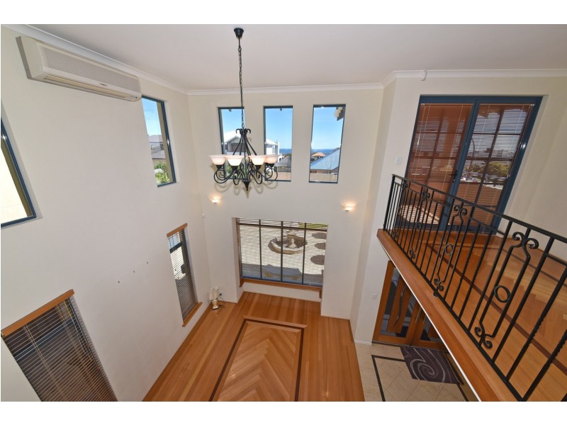 18 Bantry Bend, Mindarie WA 6030