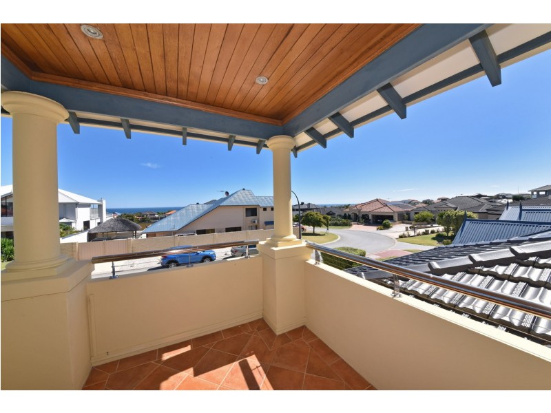 18 Bantry Bend, Mindarie WA 6030