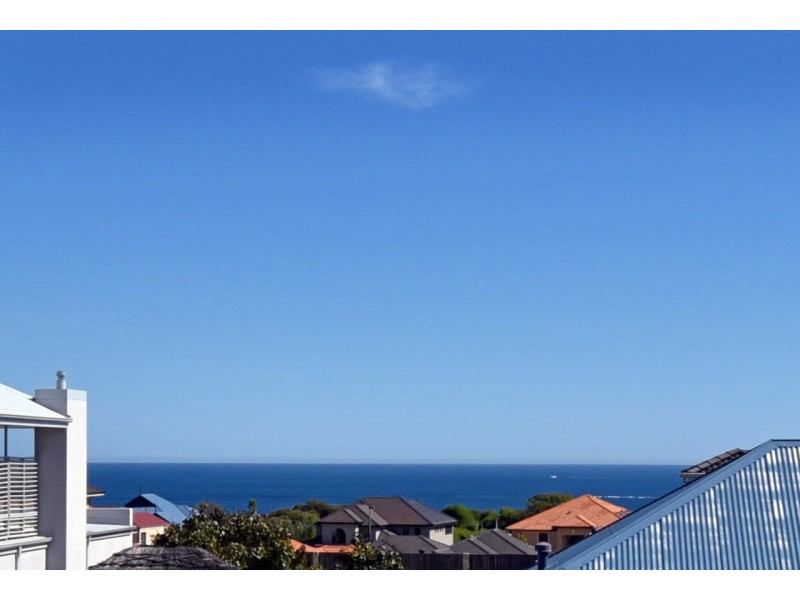 18 Bantry Bend, Mindarie WA 6030