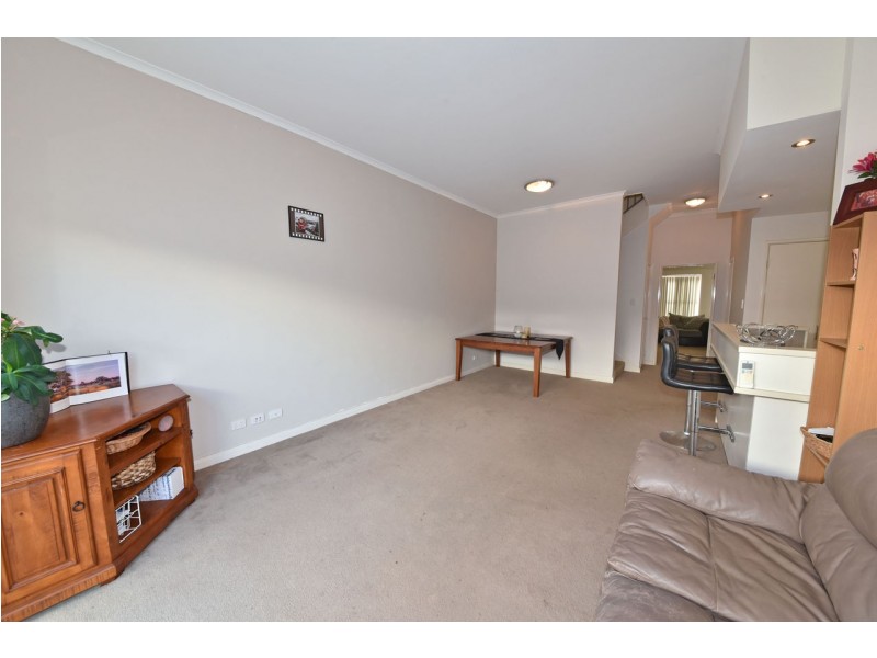 10/290 Ocean Keys Boulevard, Clarkson WA 6030