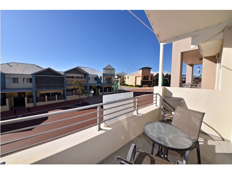 10/290 Ocean Keys Boulevard, Clarkson WA 6030