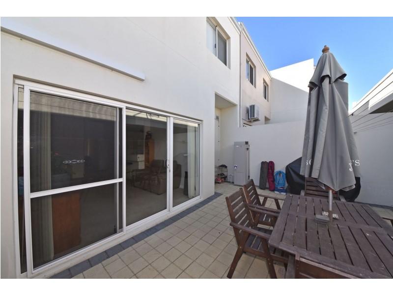 10/290 Ocean Keys Boulevard, Clarkson WA 6030