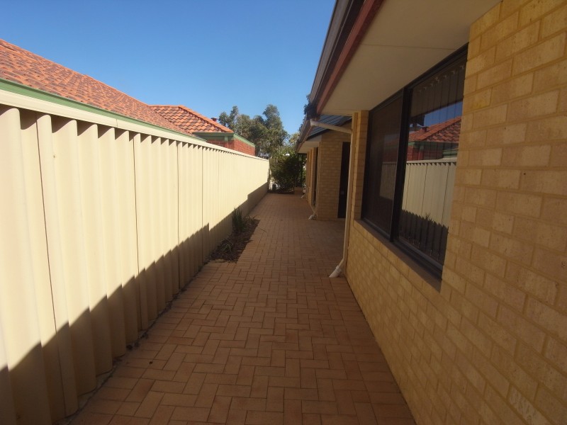 21 ALSTON WAY, Butler WA 6036