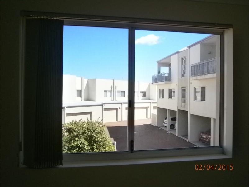 24/10 Pavonia Link, Clarkson WA 6030