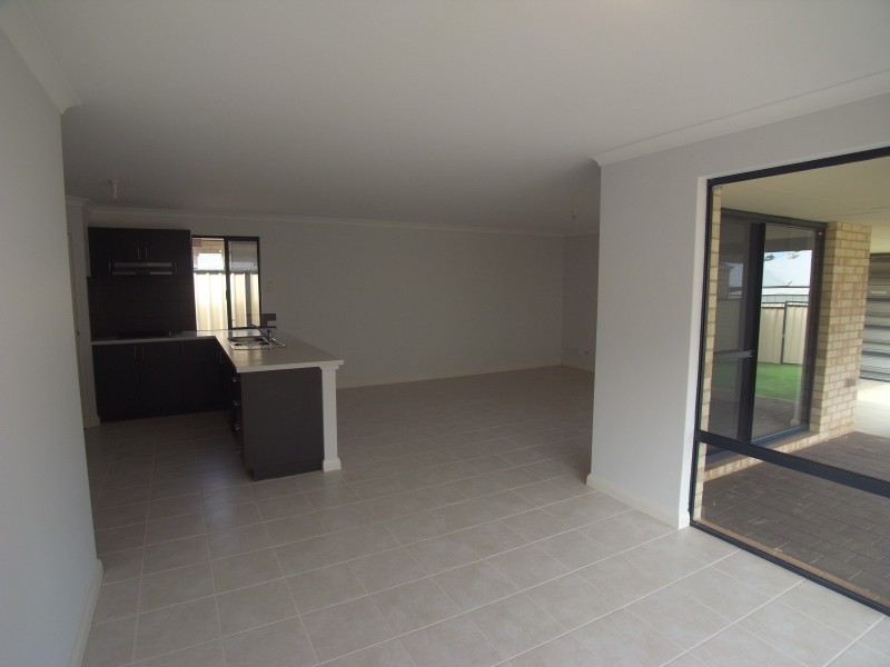 40 Arvada Street, Clarkson WA 6030