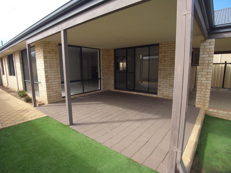 40 Arvada Street, Clarkson WA 6030