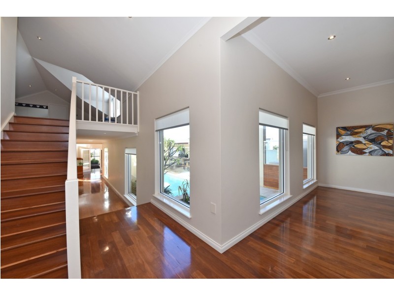 27 Seaham Way, Mindarie WA 6030