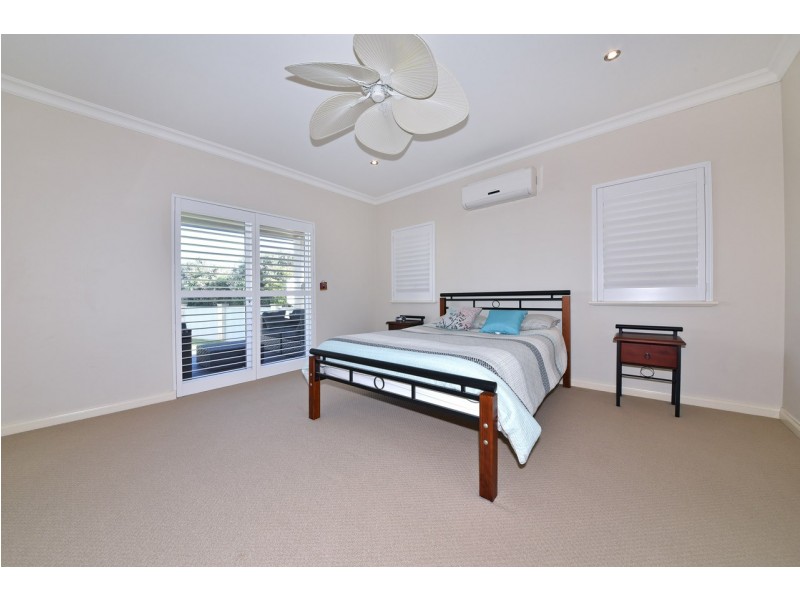 27 Seaham Way, Mindarie WA 6030