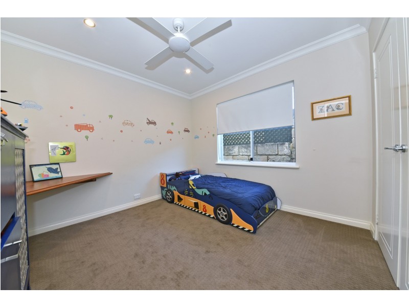 27 Seaham Way, Mindarie WA 6030