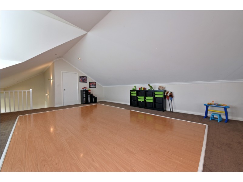 27 Seaham Way, Mindarie WA 6030