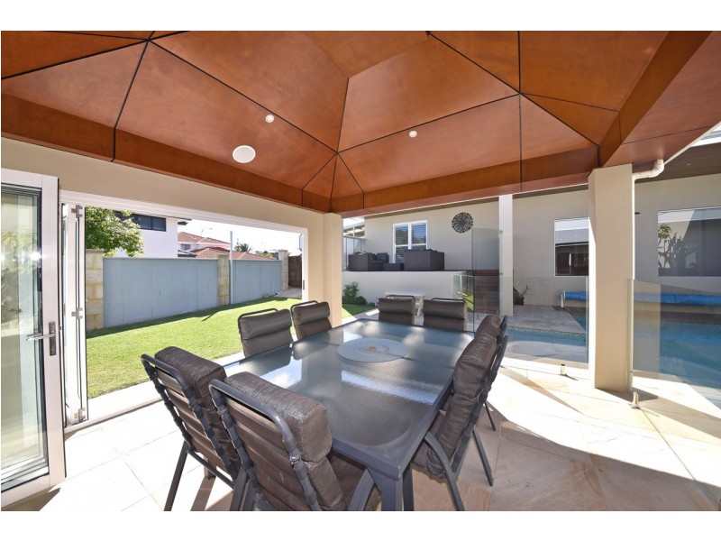 27 Seaham Way, Mindarie WA 6030