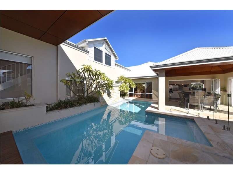 27 Seaham Way, Mindarie WA 6030