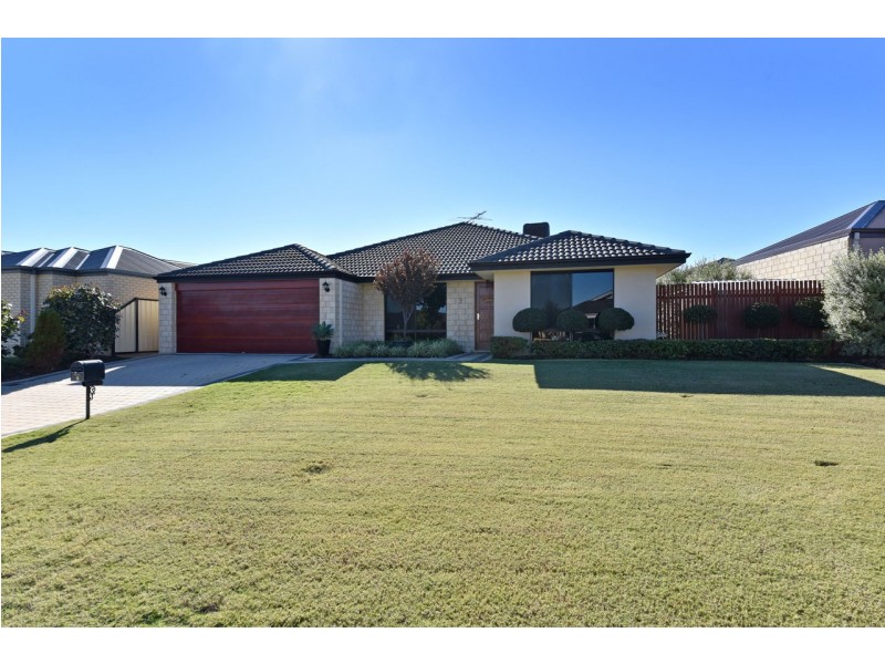 9 La Mirada Avenue, Clarkson WA 6030