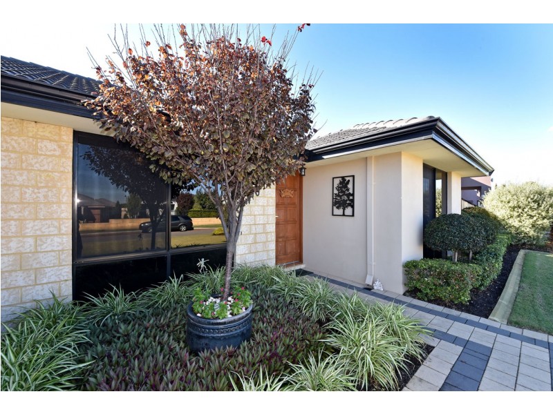 9 La Mirada Avenue, Clarkson WA 6030