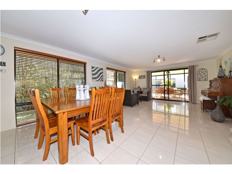 9 La Mirada Avenue, Clarkson WA 6030