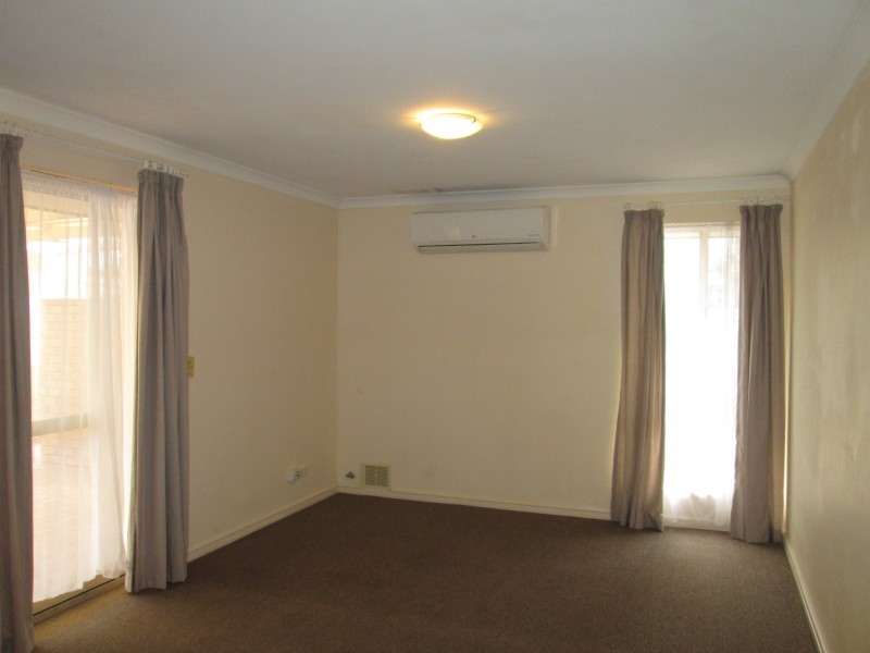 6 Burra Court, Clarkson WA 6030