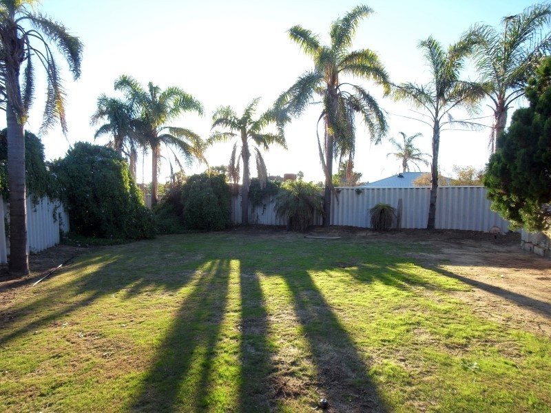 39 Hyland Crescent, Clarkson WA 6030