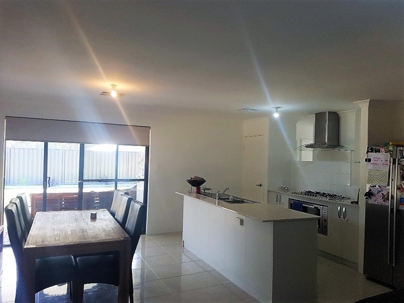 29 Bunker Crescent, Yanchep WA 6035