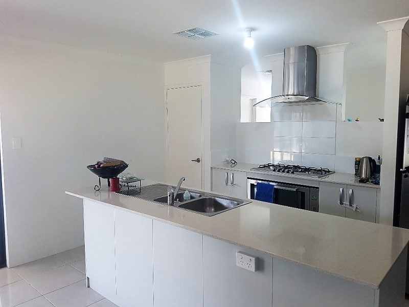 29 Bunker Crescent, Yanchep WA 6035