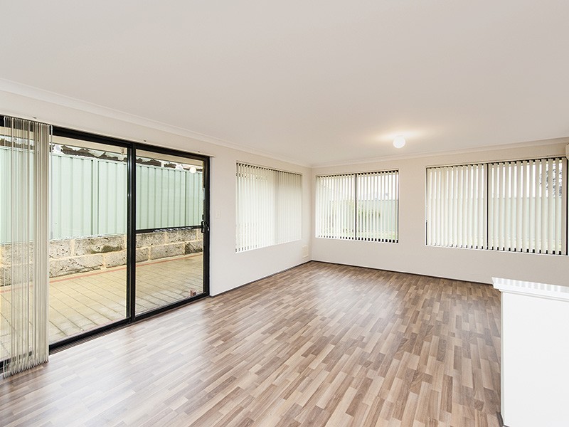 124 Seagrove Boulevard, Merriwa WA 6030