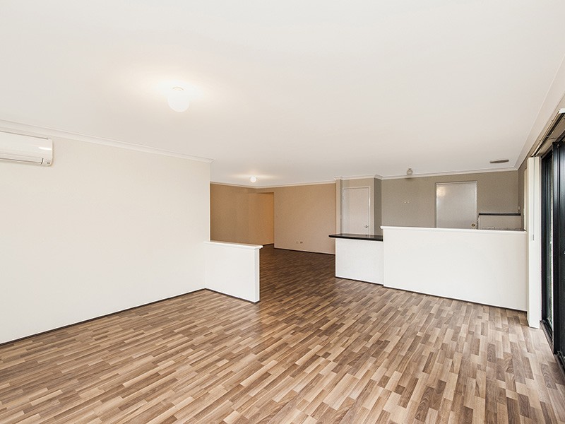 124 Seagrove Boulevard, Merriwa WA 6030