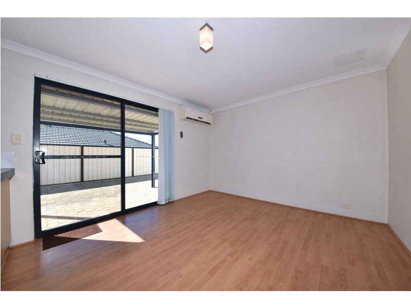 6 Cylinders Loop, Clarkson WA 6030