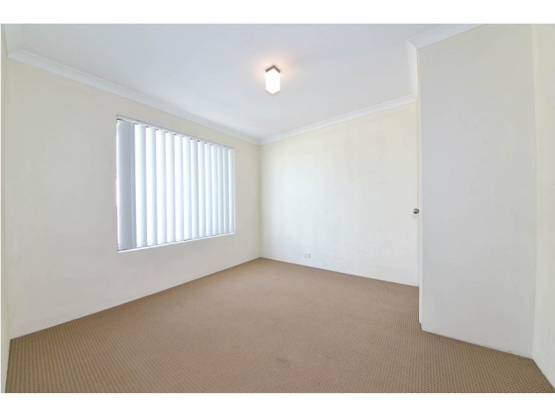 6 Cylinders Loop, Clarkson WA 6030