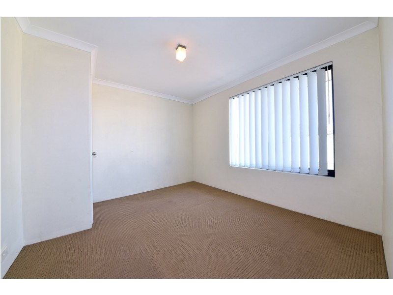 6 Cylinders Loop, Clarkson WA 6030