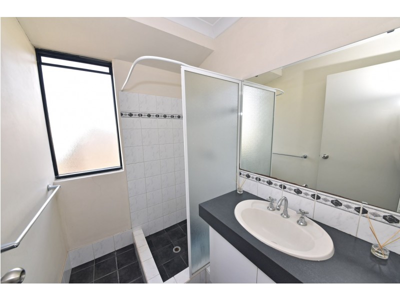 6 Cylinders Loop, Clarkson WA 6030