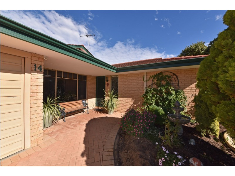 14 Whitby Close, Mindarie WA 6030