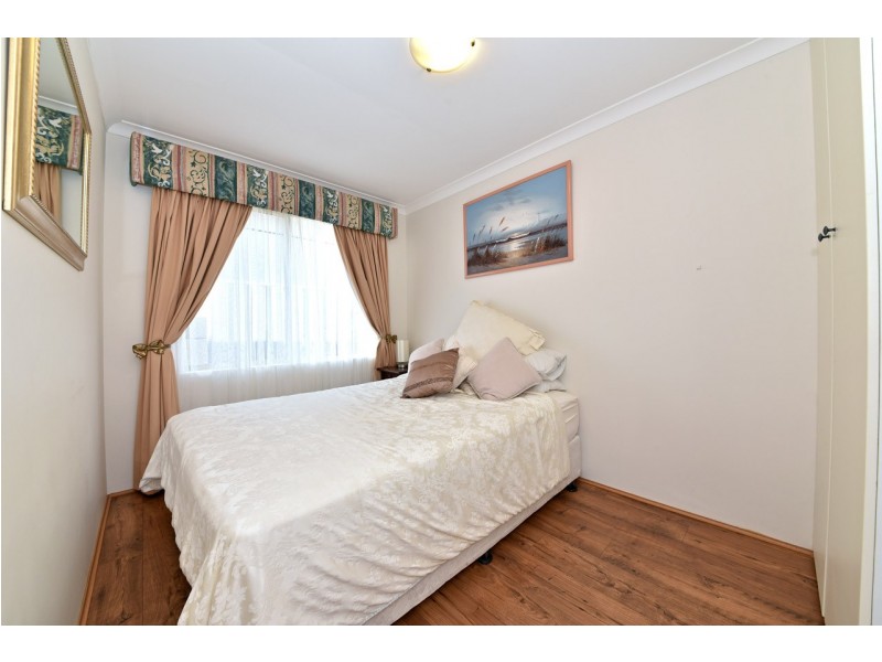 14 Whitby Close, Mindarie WA 6030