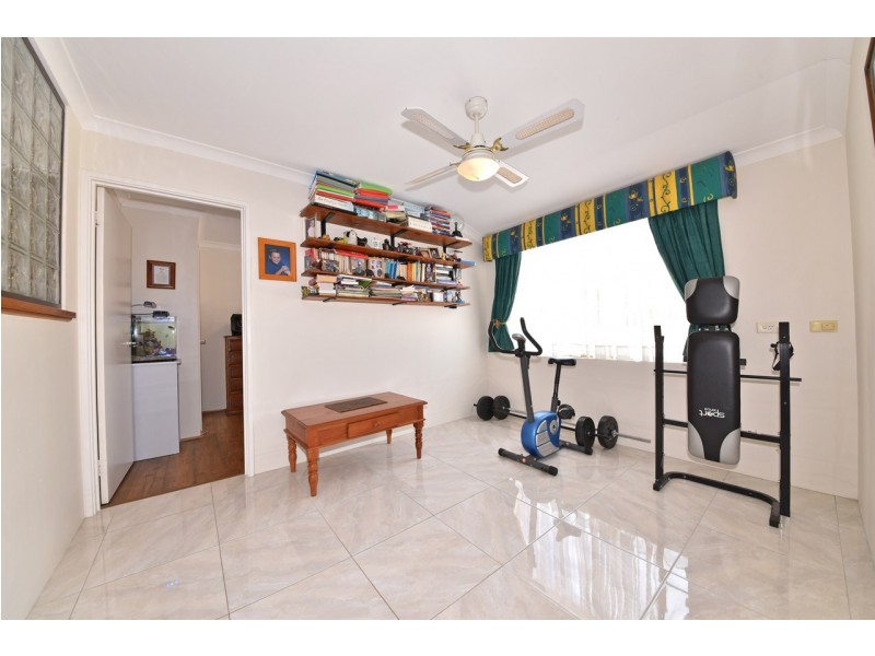 14 Whitby Close, Mindarie WA 6030