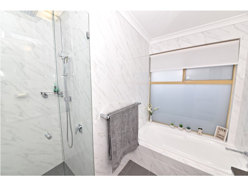 14 Whitby Close, Mindarie WA 6030