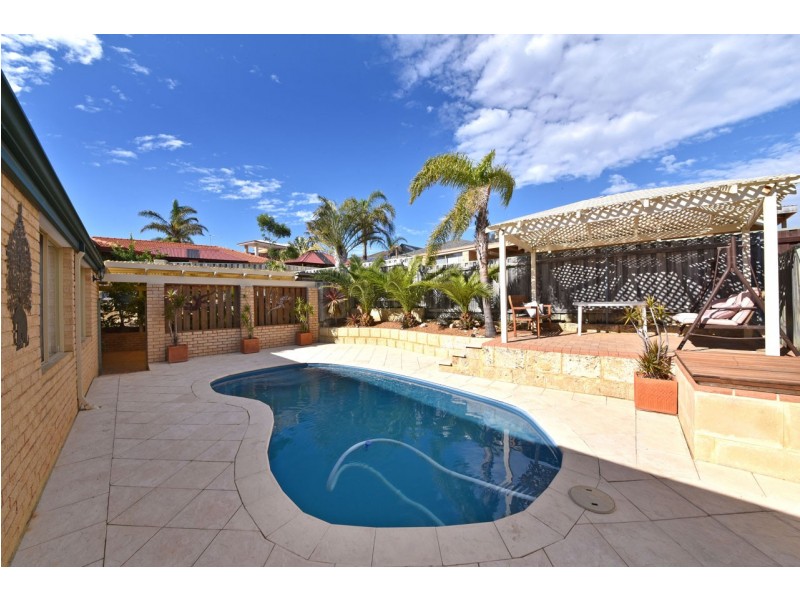 14 Whitby Close, Mindarie WA 6030