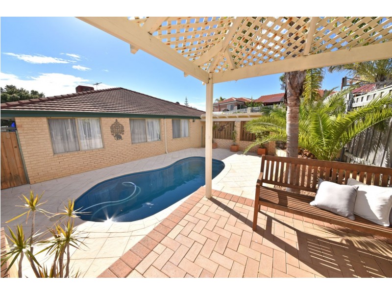 14 Whitby Close, Mindarie WA 6030