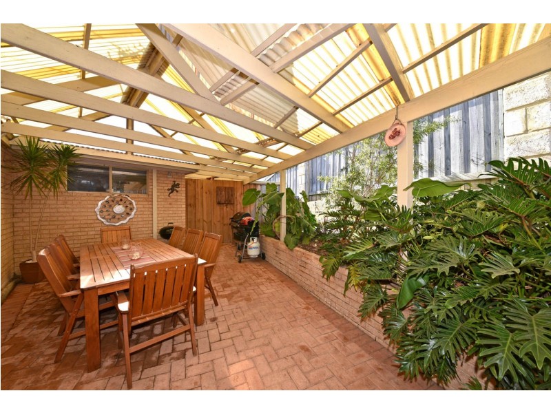 14 Whitby Close, Mindarie WA 6030