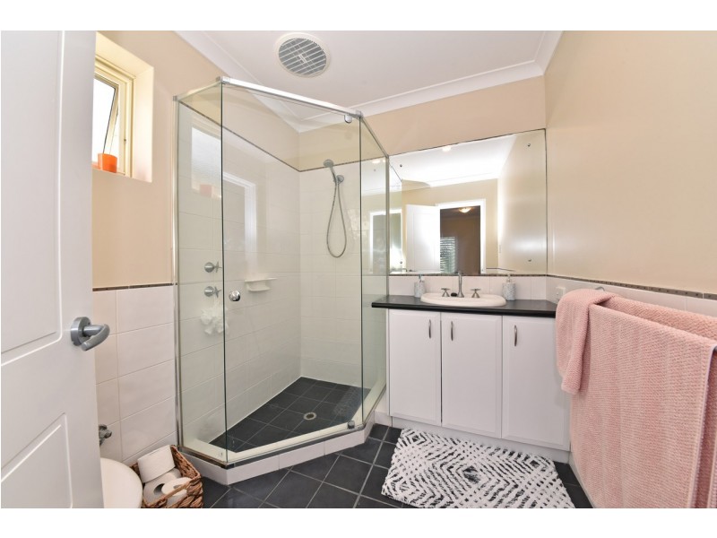 4 Seaham Way, Mindarie WA 6030