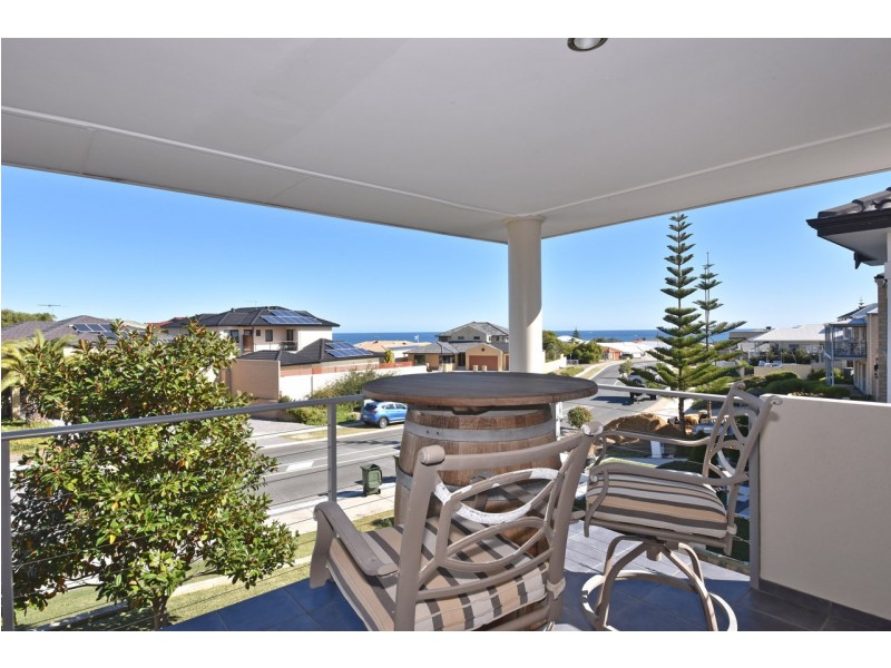 4 Seaham Way, Mindarie WA 6030