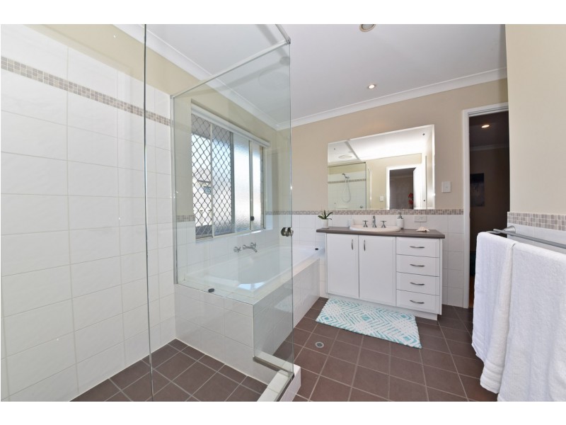 4 Seaham Way, Mindarie WA 6030