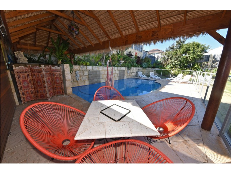 4 Seaham Way, Mindarie WA 6030