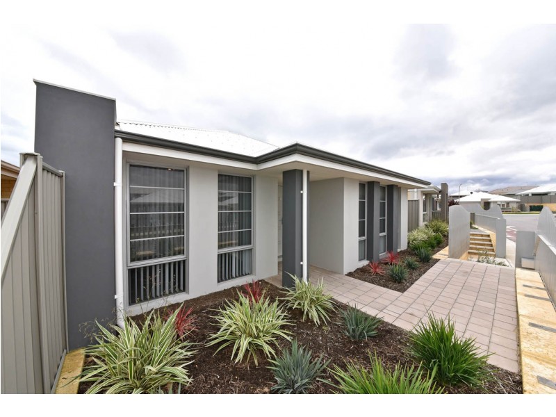 23 Navajo Way, Eglinton WA 6034