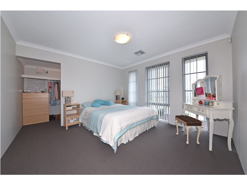 23 Navajo Way, Eglinton WA 6034