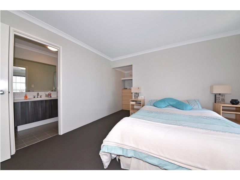 23 Navajo Way, Eglinton WA 6034