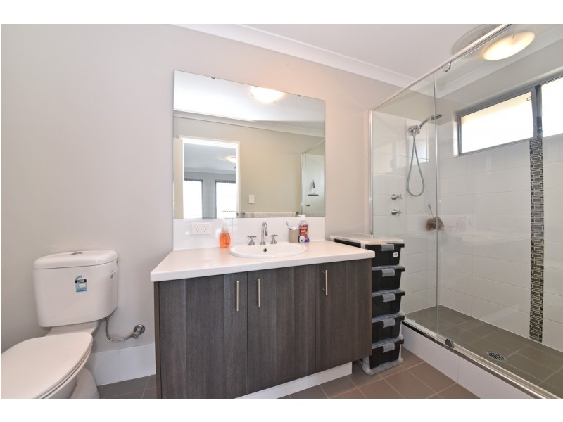 23 Navajo Way, Eglinton WA 6034