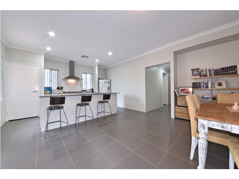 23 Navajo Way, Eglinton WA 6034