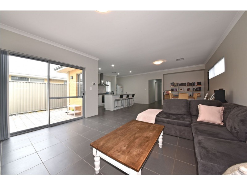 23 Navajo Way, Eglinton WA 6034